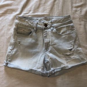 Distressed light wash shorts